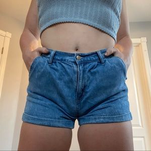 American Eagle Mom Jean Shorts!!!! Size 4